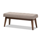 Tapicerowana ławka z guzikami w stylu mid-century, mebel akcentowy do sypialni i przedpokoju