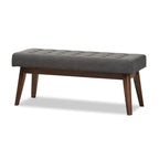 Tapicerowana ławka z guzikami w stylu mid-century, mebel akcentowy do sypialni i przedpokoju